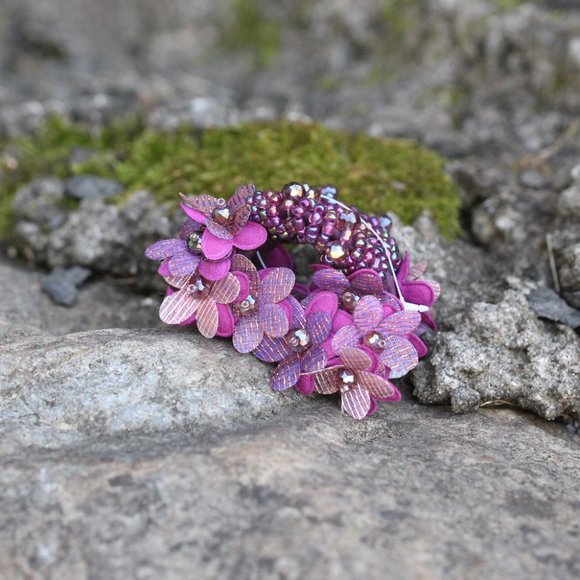 Small Purple Handmade Hair Claw - Picture 4 of 6